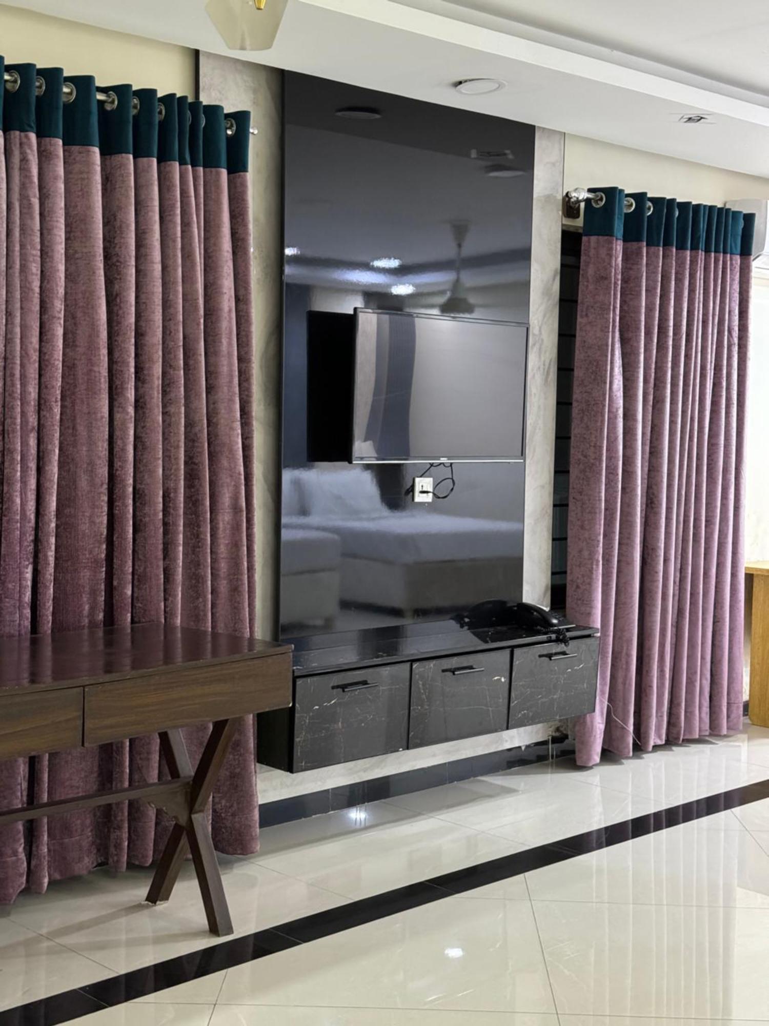 Rose Valet Guest House Islamabad Exterior foto