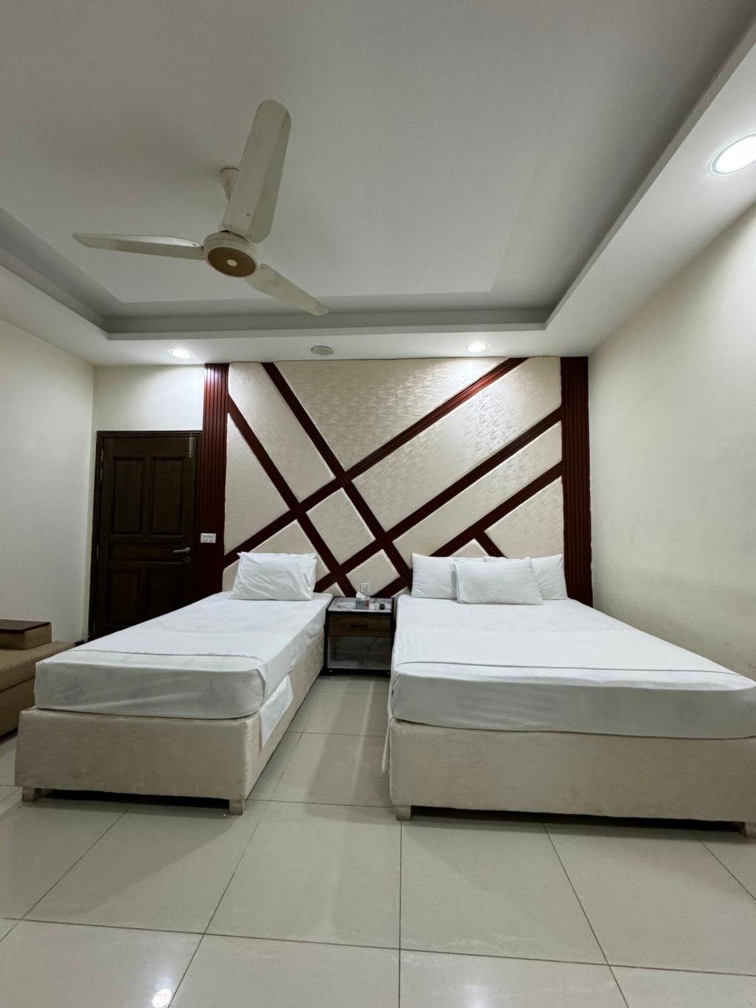 Rose Valet Guest House Islamabad Exterior foto